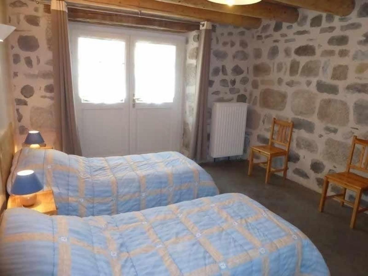 Gite Charmant Pour 8 Pers A Rauret Avec Cheminee, Terrasse Et Acces "Tourisme Et Handicap" - Fr-1-582-186 Buitenkant foto